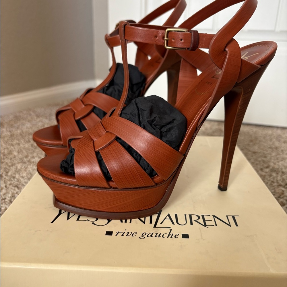 Yves Saint Laurent Tribute Sandal